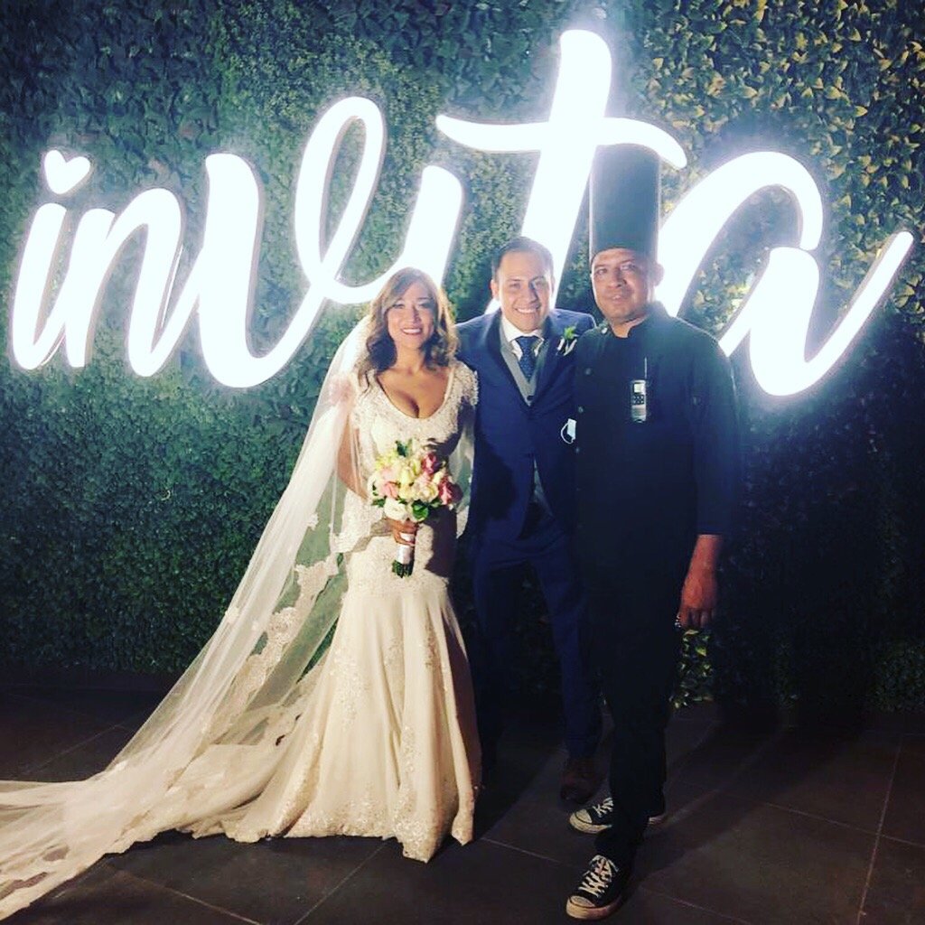 Chef Jaime con los novios